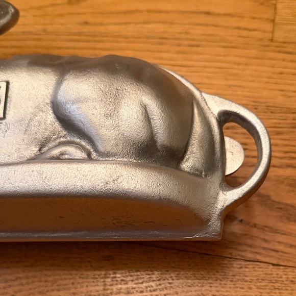 Cast Aluminum Lamb Cake Mold by Kitchen Supply USA NEW - Picture 7 of 16